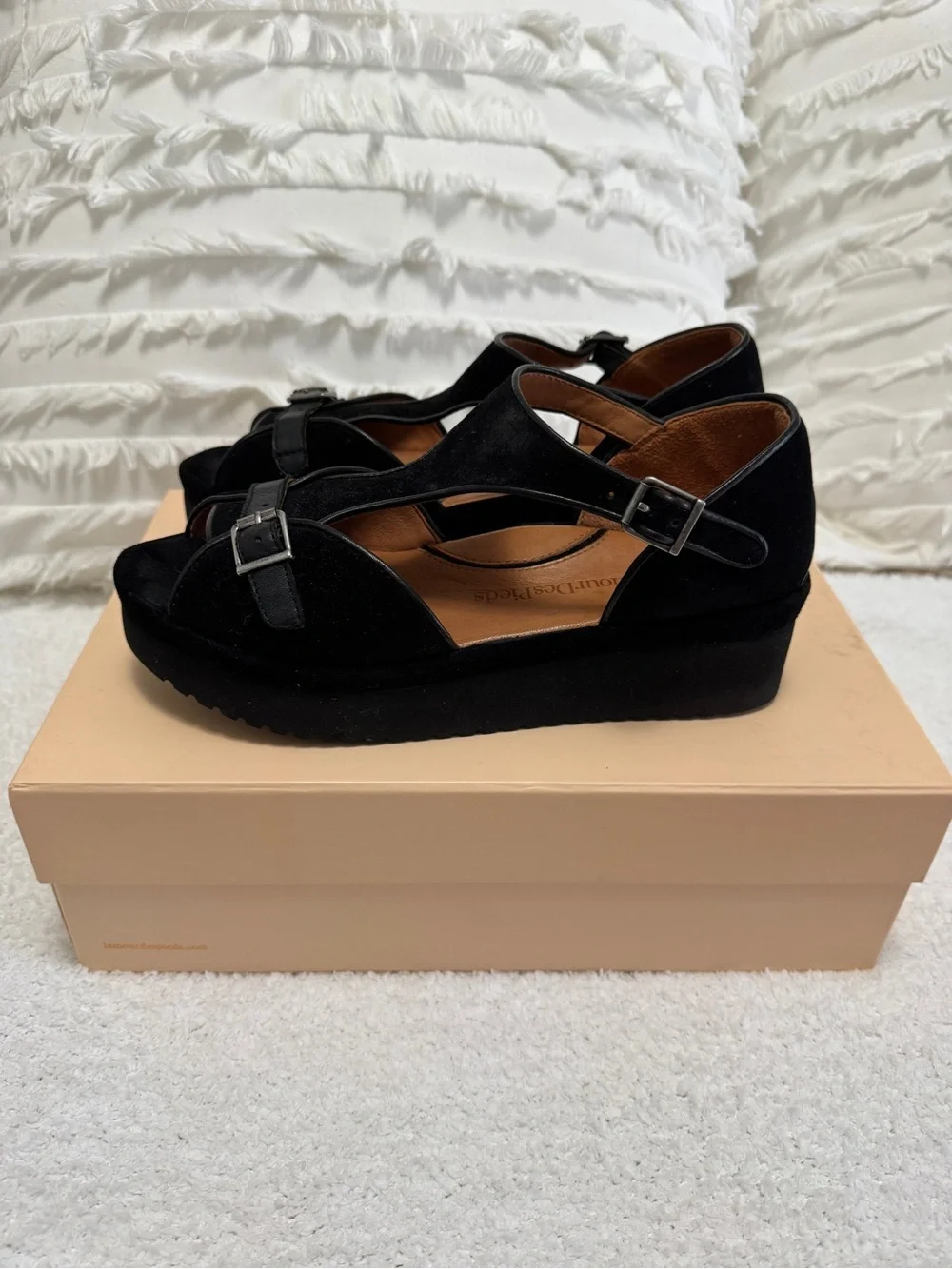 L'Amour des Pieds 'Audric' Platform T-Strap Sandal (Women)